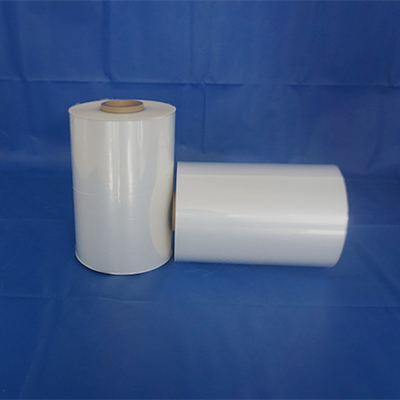 Tidak Beracun Jelas 20 Mikron Centerfold Polyolefin Shrink Film Untuk Penganan