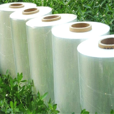 Fleksibilitas Yang Baik 45 , 50 , 60 , 75 , 100 , 125 , 150 Gauge Polyolefin Shrink Wrap Untuk Tissue Kertas