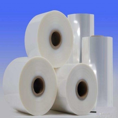 Tidak Beracun Jelas 20 Mikron Centerfold Polyolefin Shrink Film Untuk Penganan